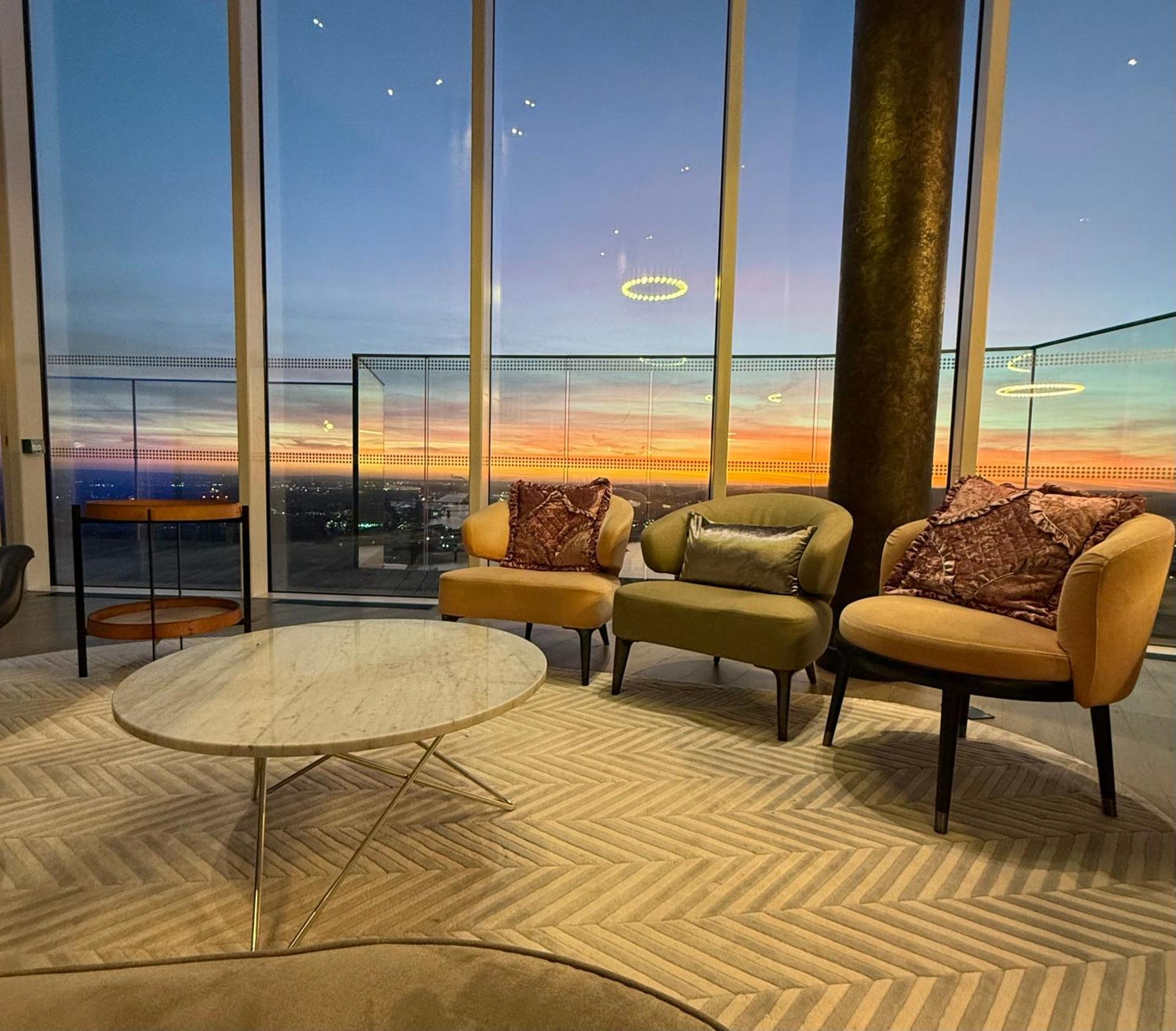 Luxury Modern 2 Bed Flat With Balcony And City View - Canary Wharf City Center Londres Extérieur photo