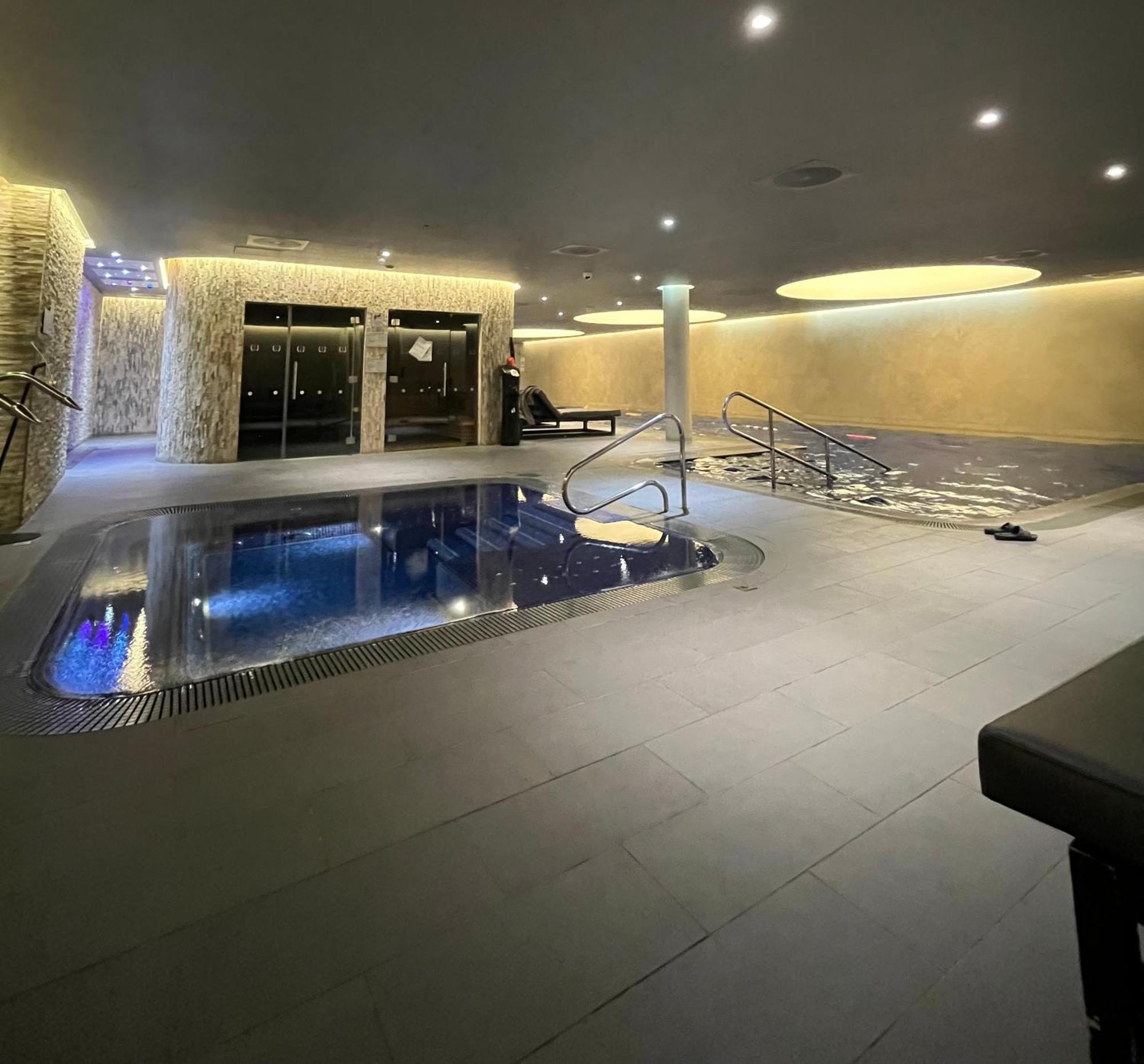 Luxury Modern 2 Bed Flat With Balcony And City View - Canary Wharf City Center Londres Extérieur photo